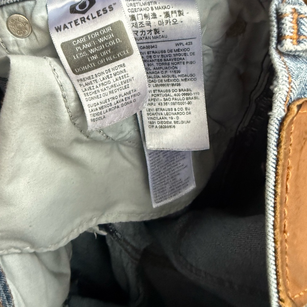 Levi's Women's 28 Wedgie Skinny Denim Jeans Medium‎ Wash - Picture 8 of 8